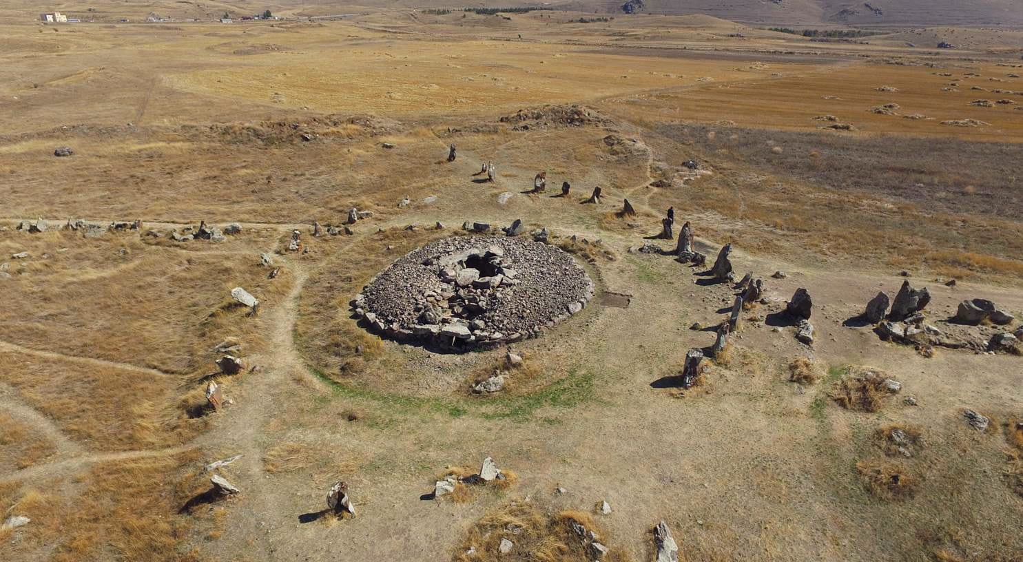 Zorats Karer, a megalithic structure in Armenia