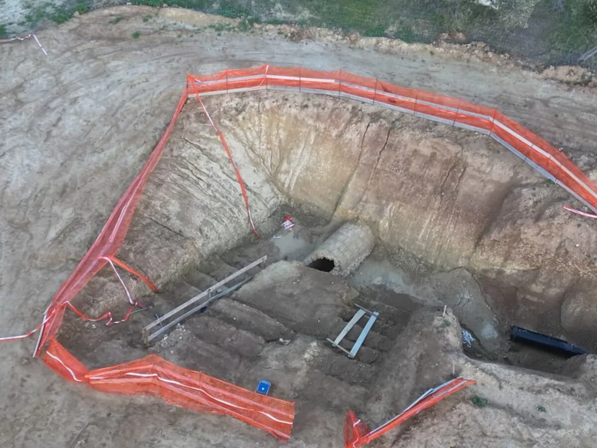 A Roman Aqueduct Discovered in the Borsacchio Nature Reserve in Abruzzo, Central Italy