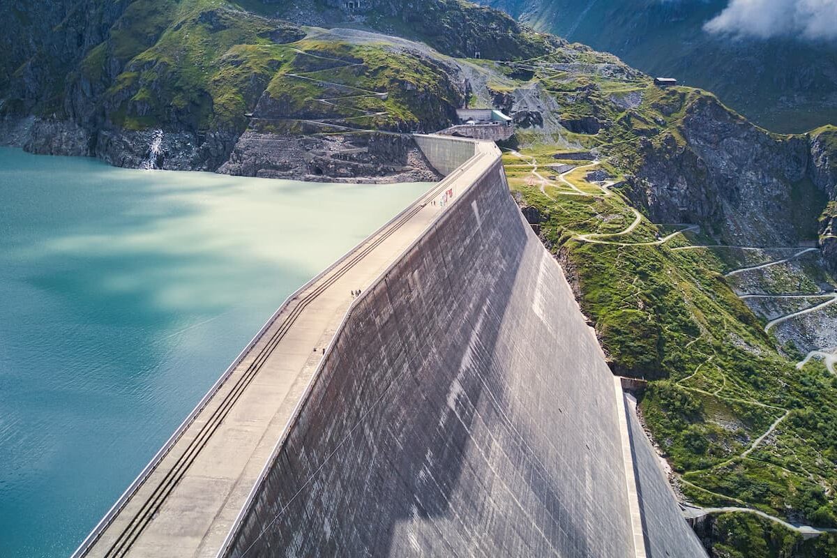 grande dixence dam swiss alps