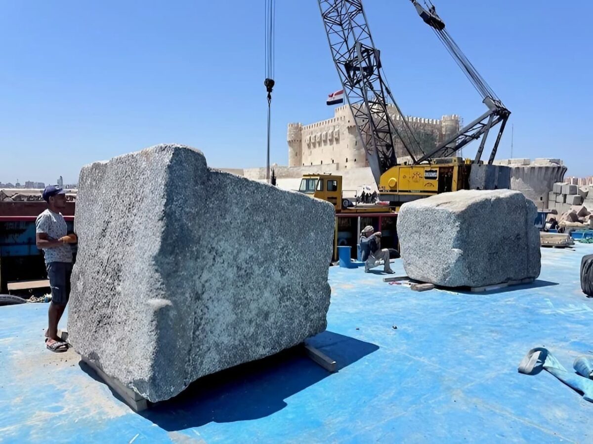 Alexandria Lighthouse blocks recovered