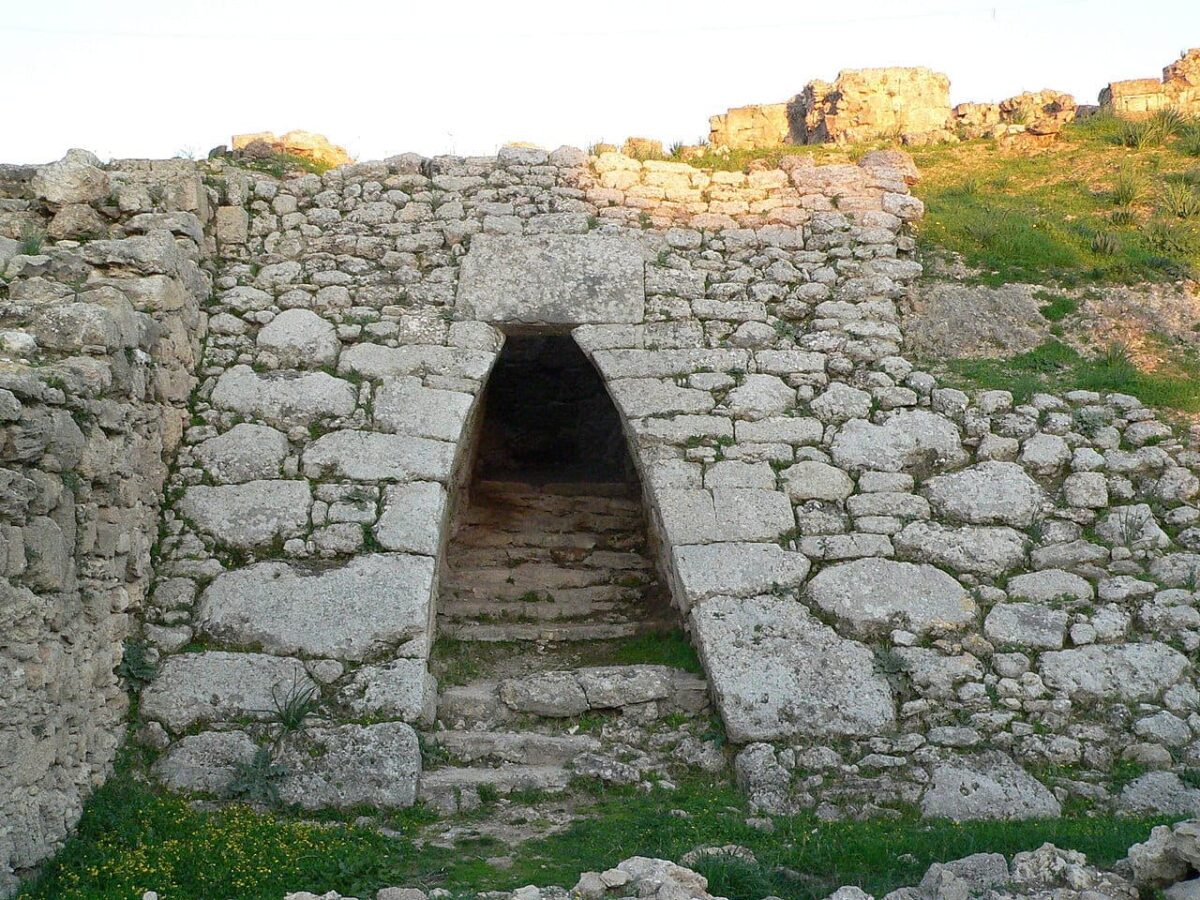 Song from 3,000 Years Ago Found to Connect Bronze Age Cultures from India to the Mediterranean