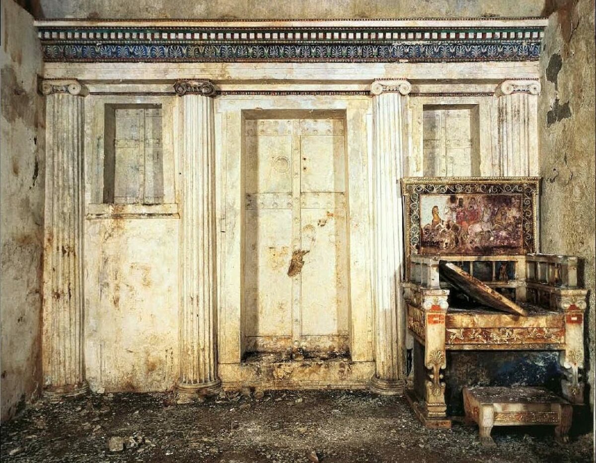 The Marble Thrones Found in the Macedonian Royal Tombs of Vergina