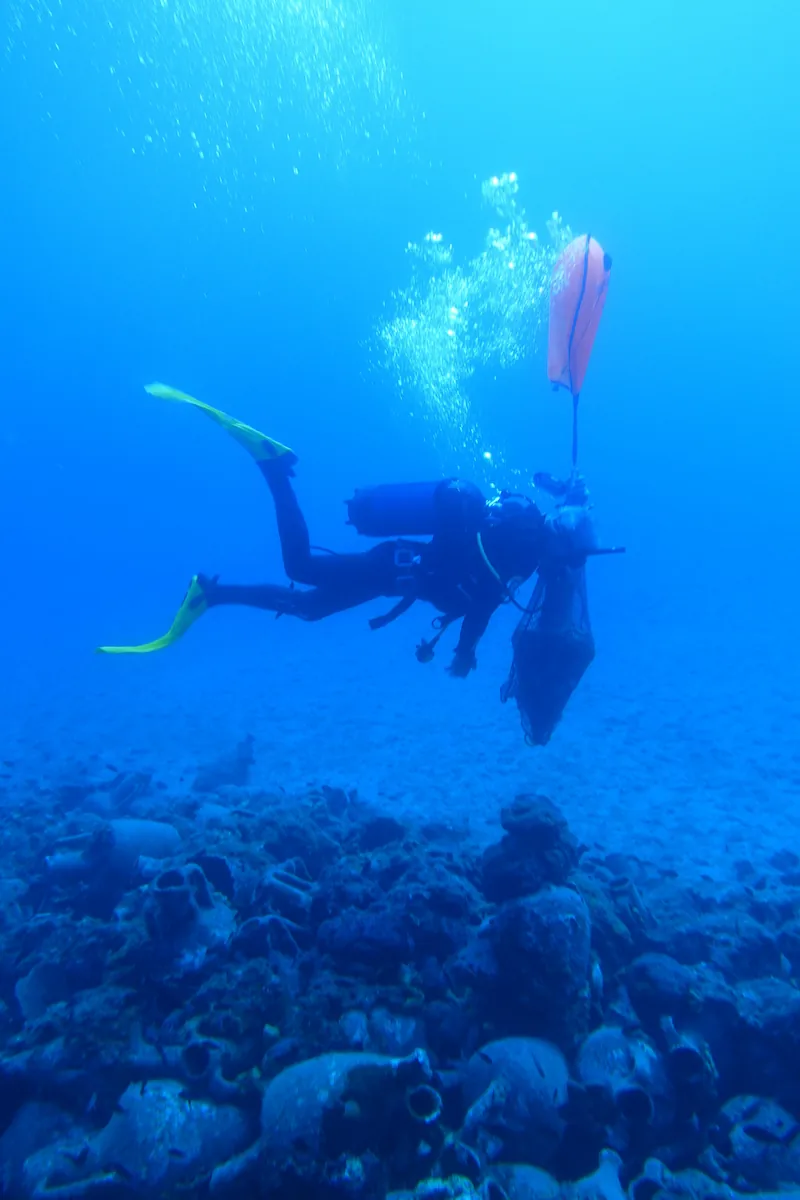 shipwreck Ancient Greece cargo wine amphorae andros