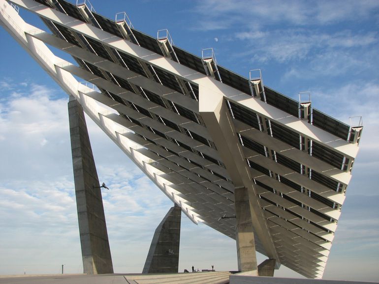 La mayoría de paneles solares están orientados en la dirección equivocada 