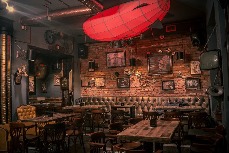 Joben Bistro, un fantástico pub rumano estilo steampunk 2