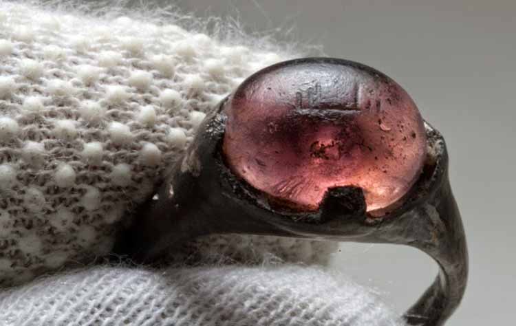 El misterioso anillo árabe encontrado en un mercado vikingo 