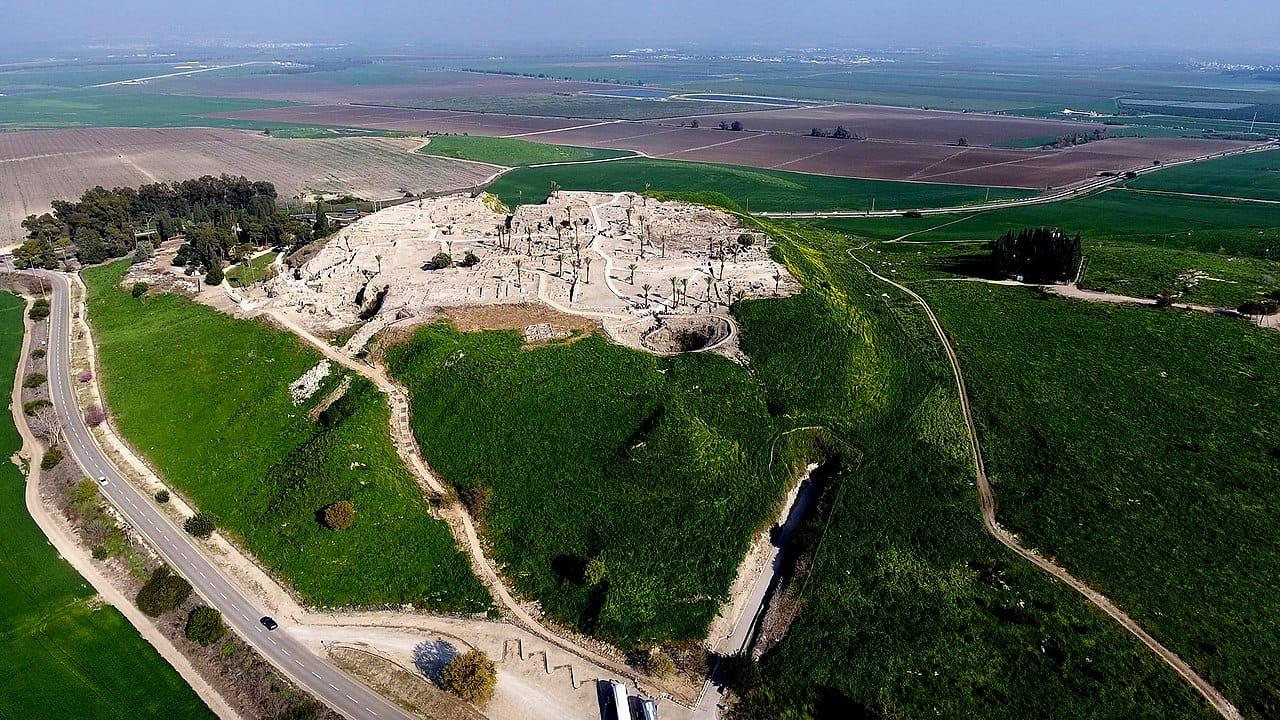 Vista aérea de las ruinas de Megido