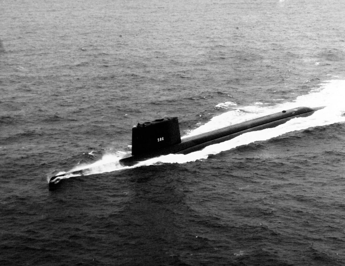 primera vuelta al mundo bajo el mar