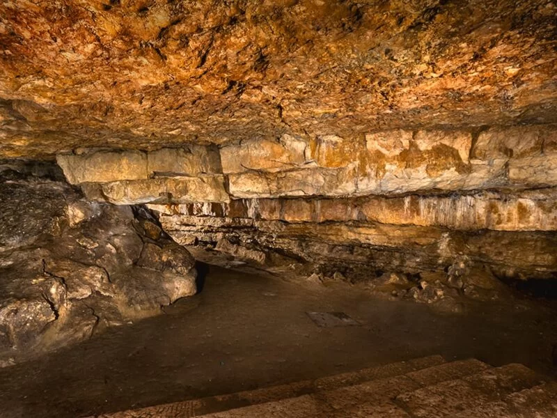 Nuevas dataciones confirman que desde etapas muy antiguas coexistieron en Altamira figuras realistas y símbolos abstractos