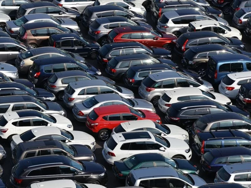 ¿Por qué no deberías comprar un coche nuevo?