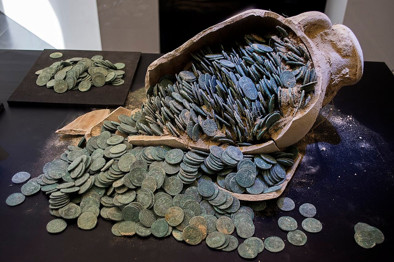 imperio romano monedas falsas economía