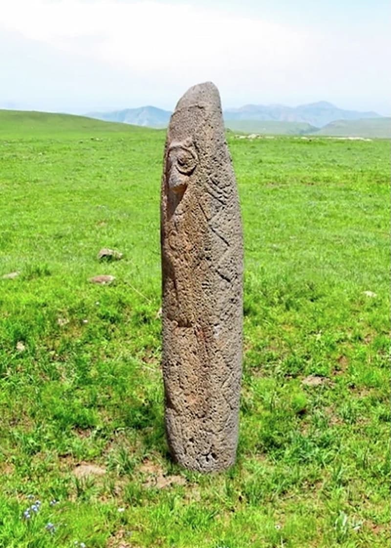 armenia dragon stones