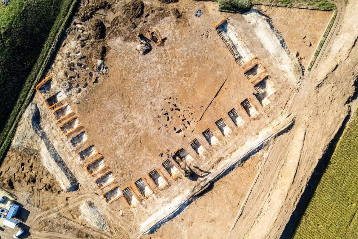 Perduro Descubren un gran asentamiento de la Galia prerromana con un poderoso ...
