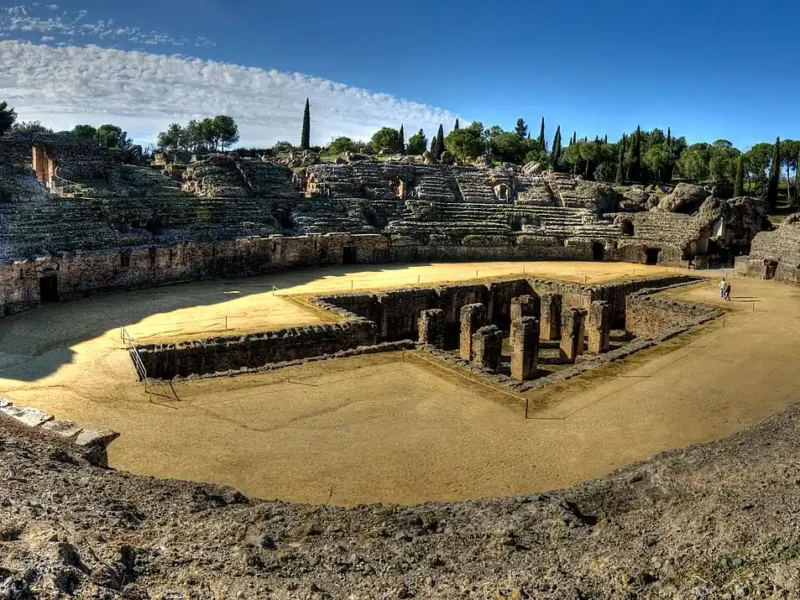 Claro para la voz, poco apto para la música: así suena el mayor anfiteatro romano de Hispania