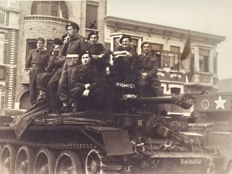 Cómo Dunkerque, asediada durante ocho meses por los aliados, capituló ante una brigada checoslovaca un día después de la rendición de Alemania