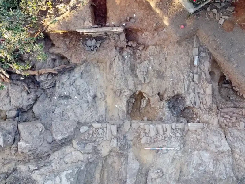 Descubren en Córcega una casa romana tallada en la roca con su propio puerto de los últimos siglos del Imperio